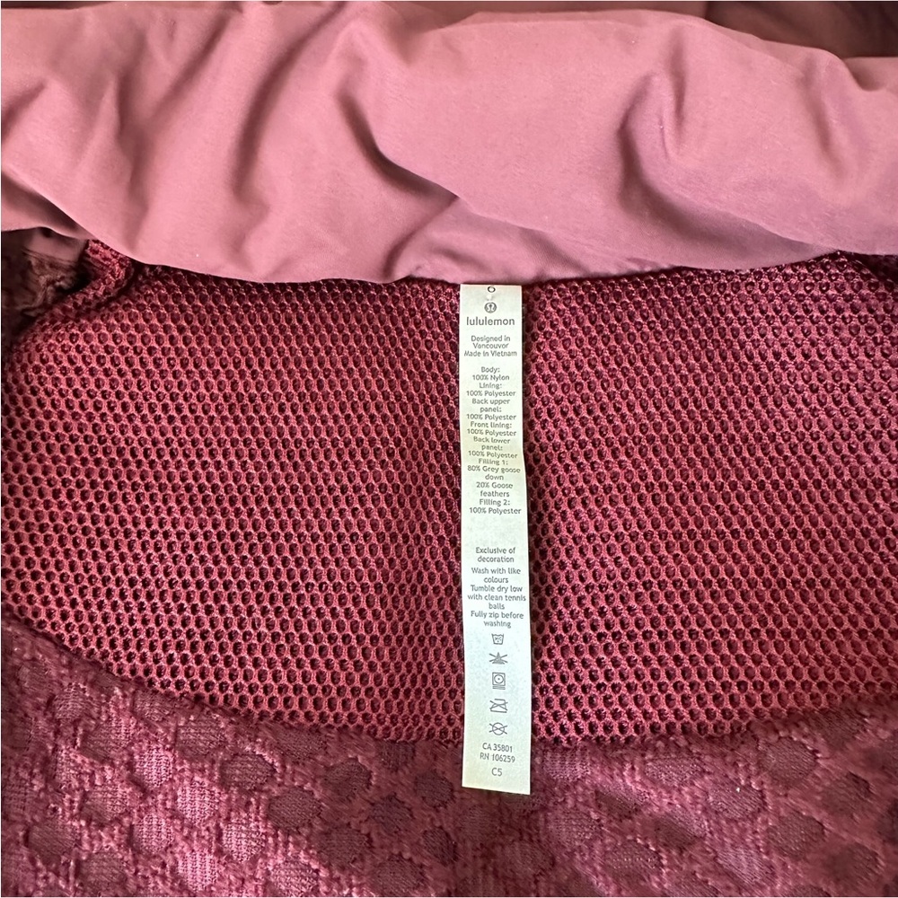 Lululemon Sleet Street Jacket Cassis, 6 - Picture 4 of 15